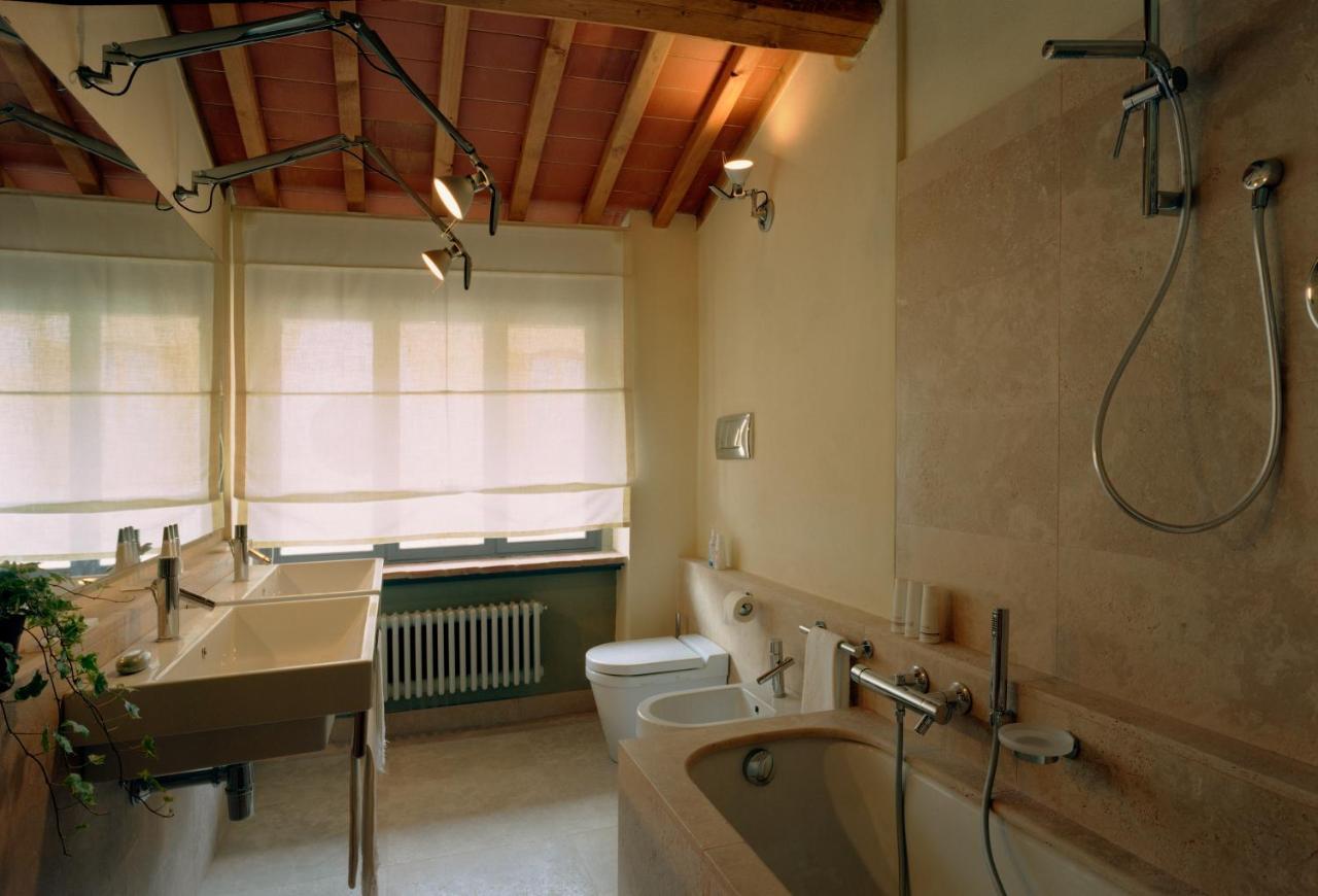Fattoria Casamora - Suites Pian Di Sco Exterior photo